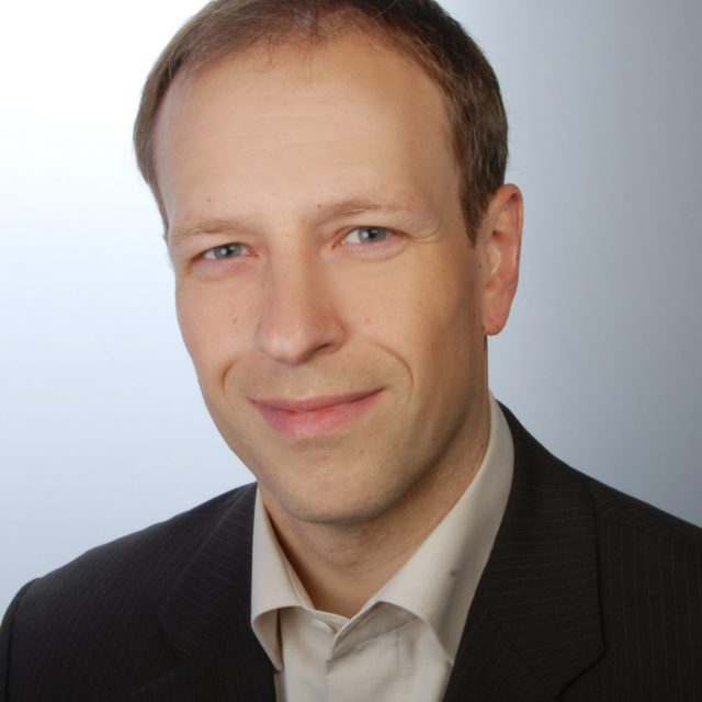 Dr-Michael-Thiel